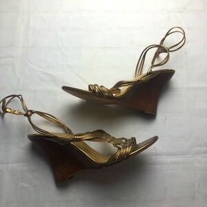 Max Studio bronze stacked wood ankle strap heels size 7 1/2